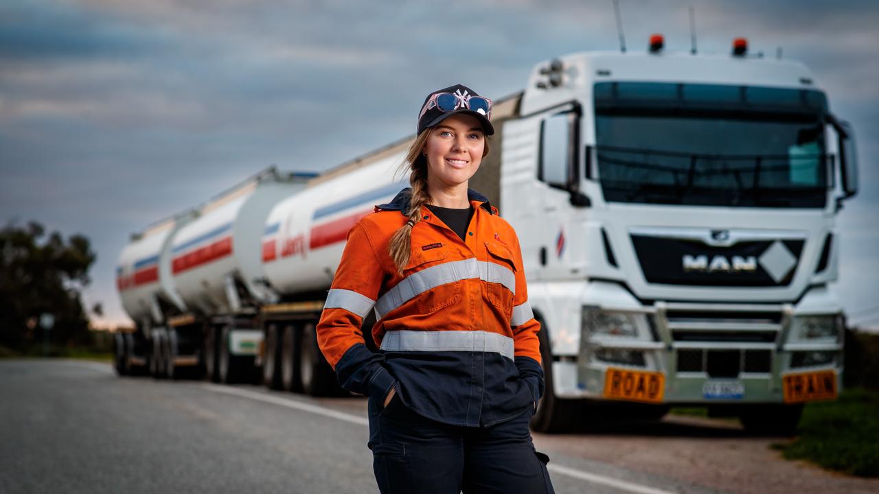 truck-driver-in-gulf